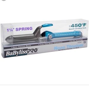 BaByliss Pro Nano Titanium curling iron 1 1/4 inch